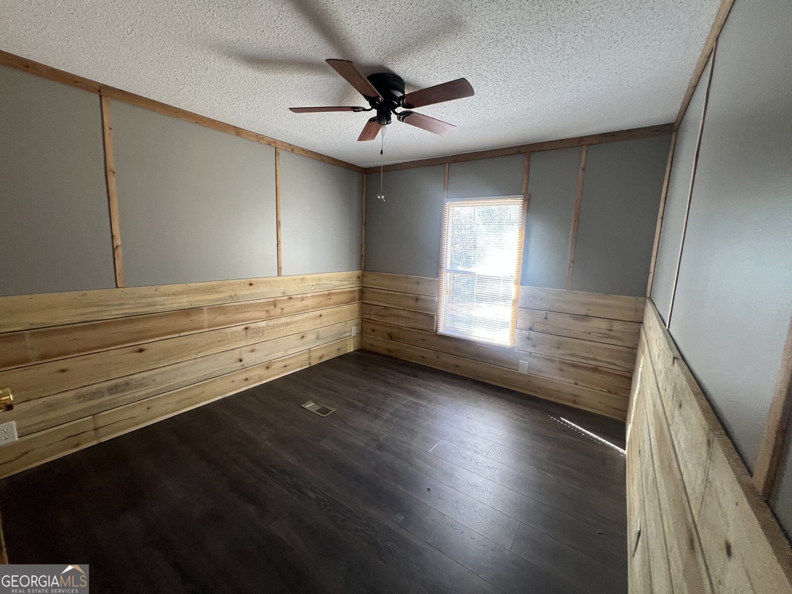 1425 Dowdy Roopville - Photo 16