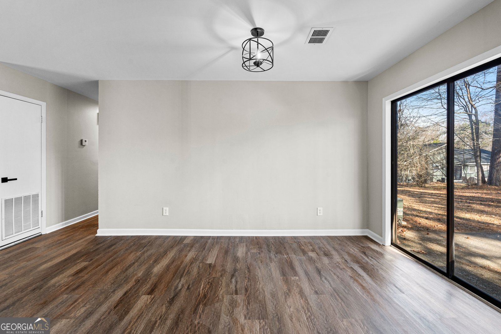 6955 Hassana Lane Fairburn - Photo 12