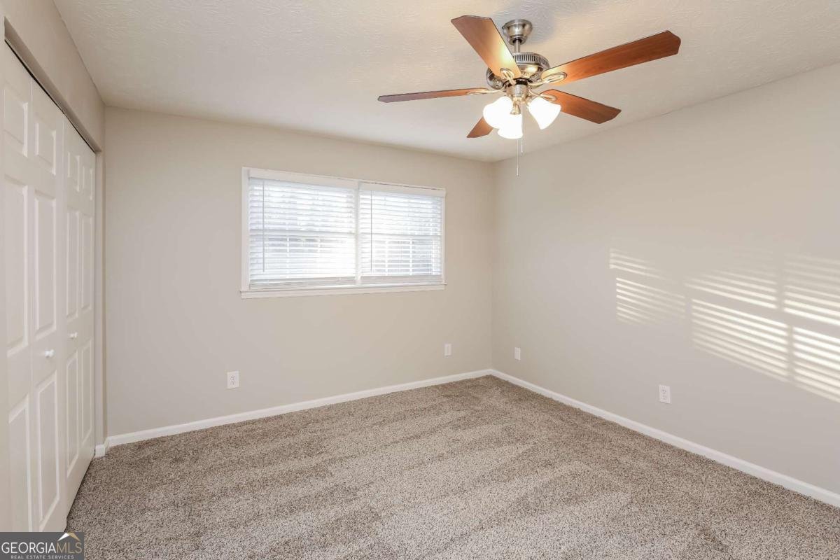 282 Somerset Court Lawrenceville - Photo 18