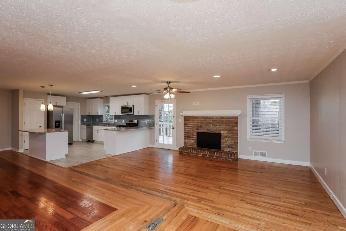 282 Somerset Court Lawrenceville - Photo 7