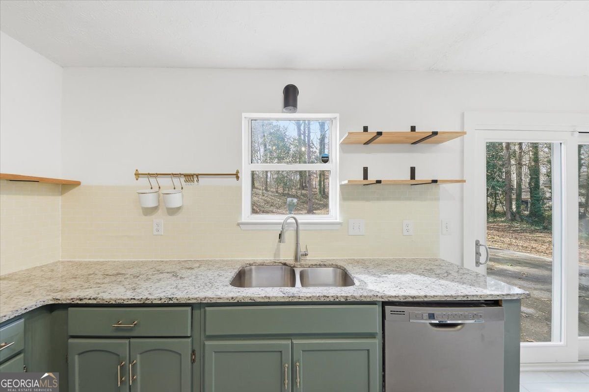 688 Greenhedge Drive Stone Mountain - Photo 21