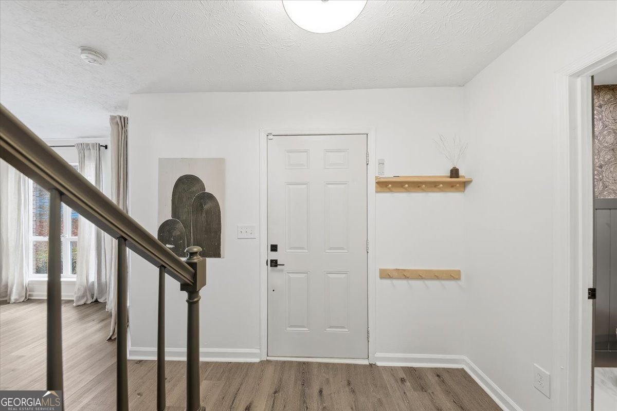 688 Greenhedge Drive Stone Mountain - Photo 8