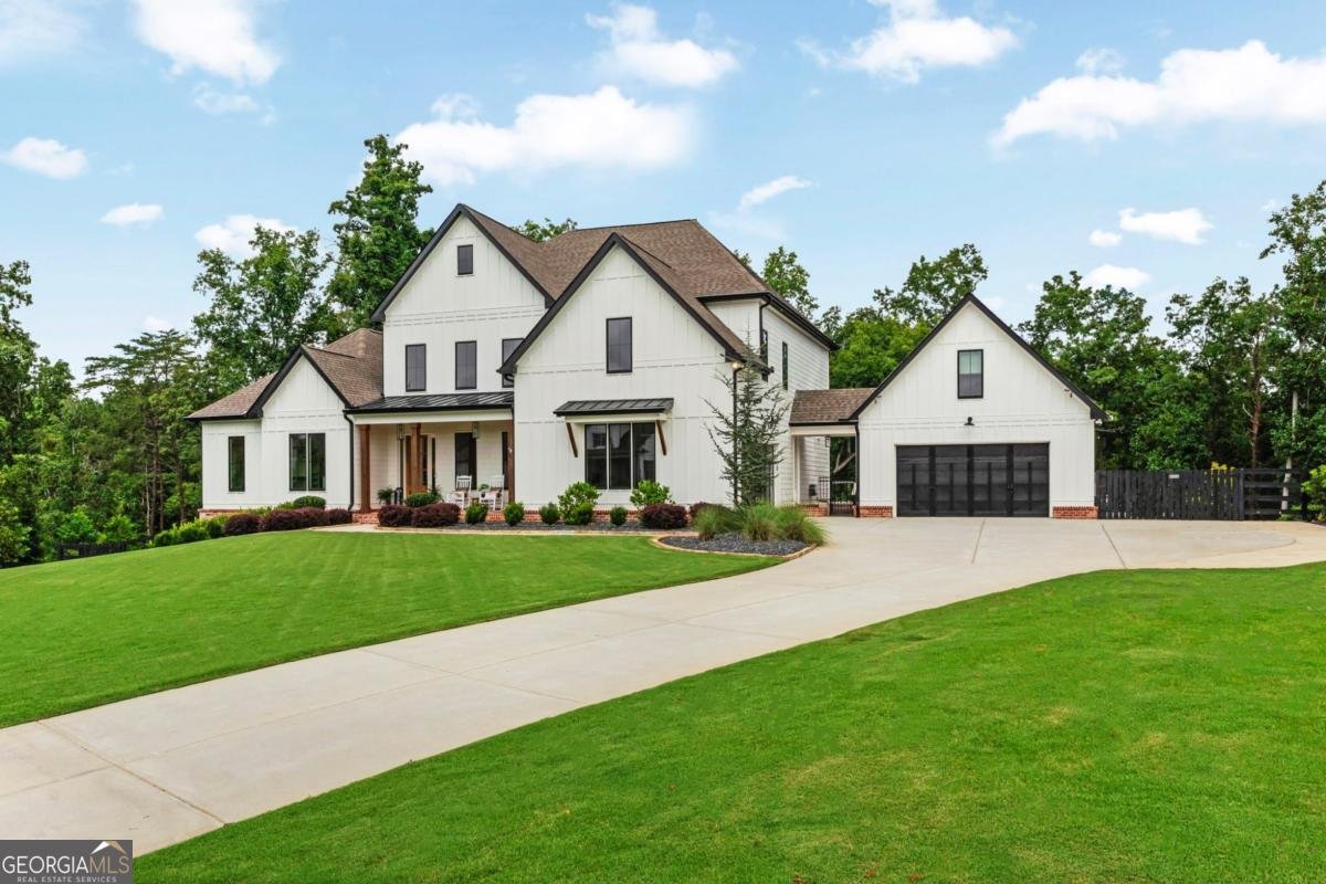 128 Creekview Lane Canton - Photo 1