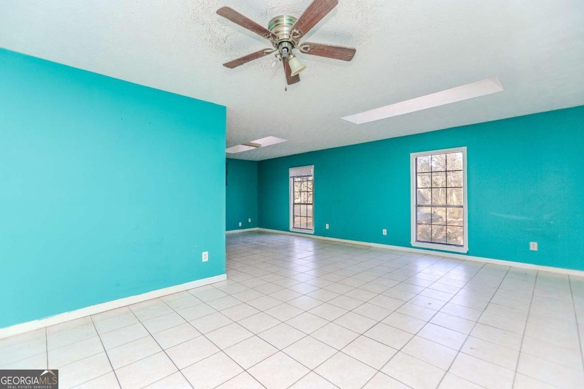 556 Roxbury Drive Riverdale - Photo 6