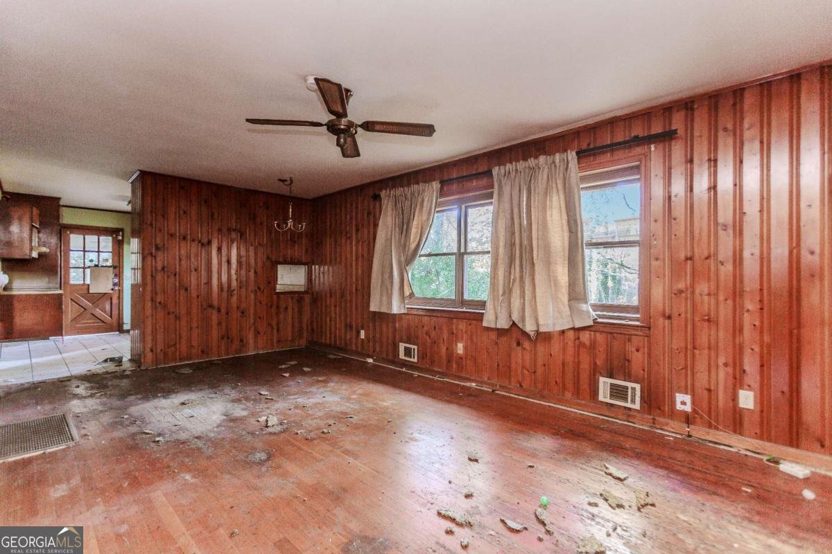 2605 Irene Drive Marietta - Photo 13