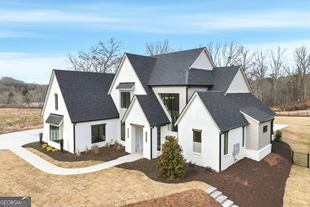 644 East Lake Drive Gainesville - Photo 1