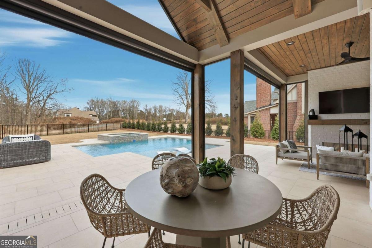 644 East Lake Drive Gainesville - Photo 11