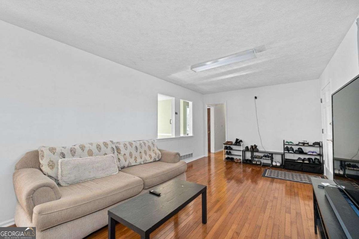 1192 Pathfinder Road Marietta - Photo 8