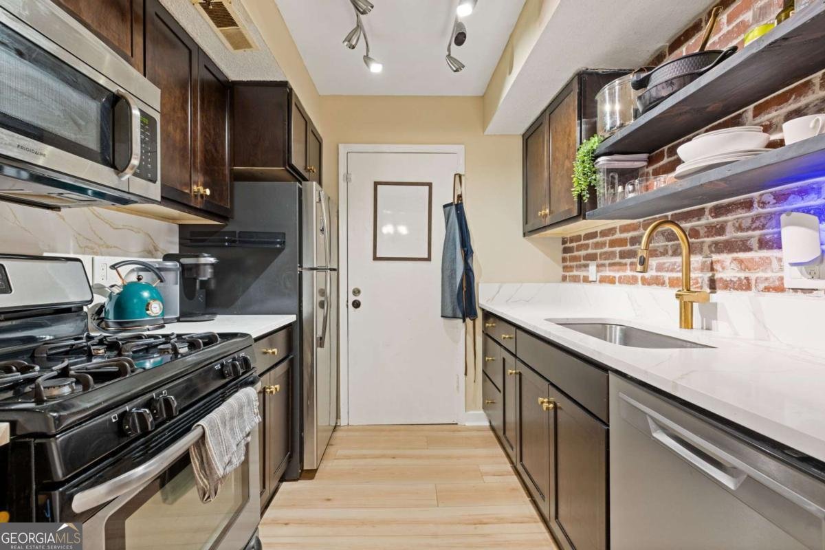 6851 Roswell Road Atlanta - Photo 9