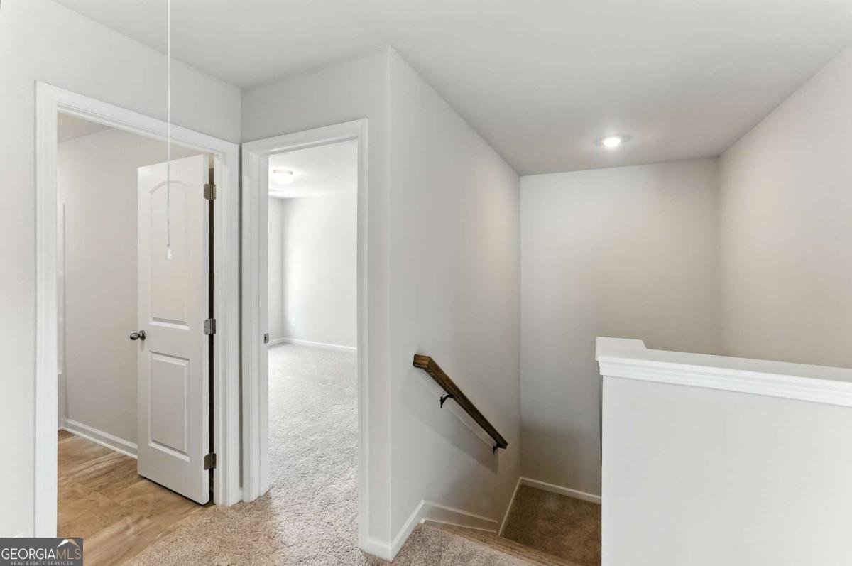 265 Bloomfield Circle Canton - Photo 18