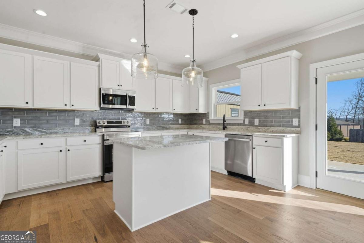 603 Madison Court Ball Ground - Photo 12