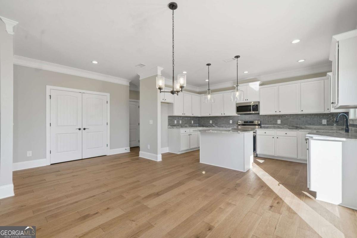 603 Madison Court Ball Ground - Photo 17