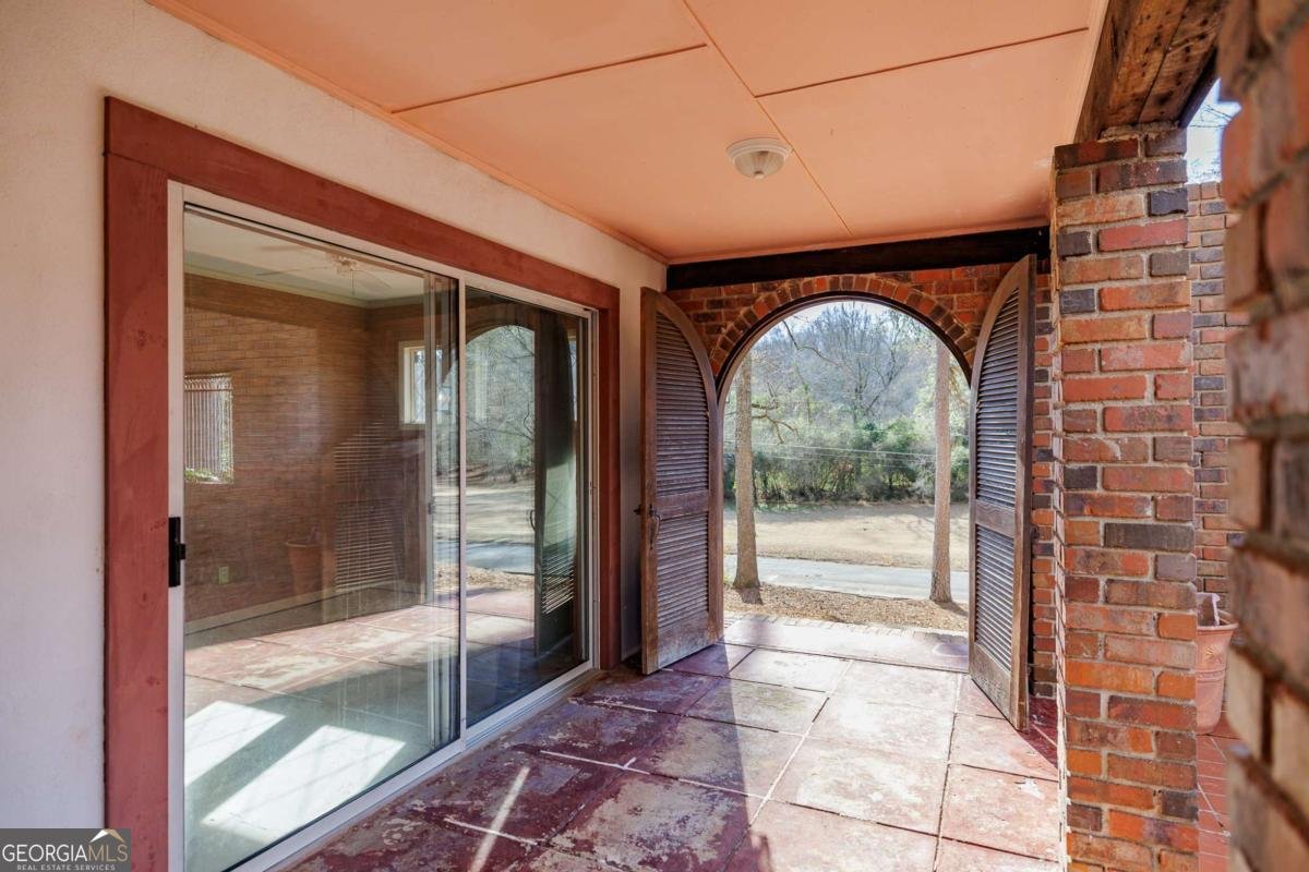 340 Dogwood Drive Athens - Photo 9