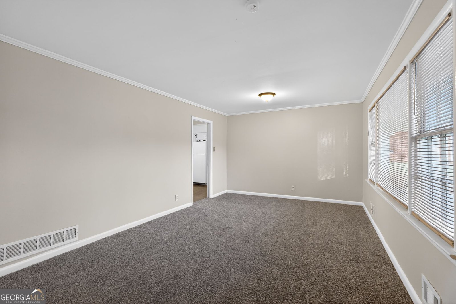 6293 Longino Drive Union City - Photo 7