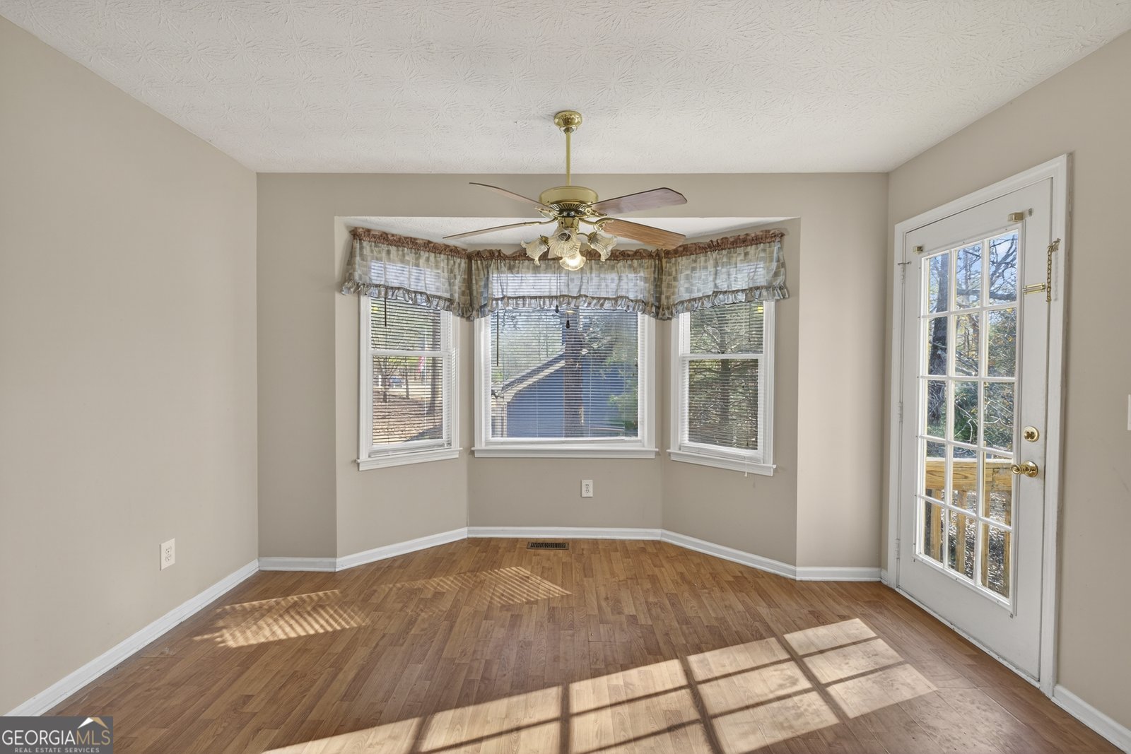 125 Willow Shoals Drive Covington - Photo 10