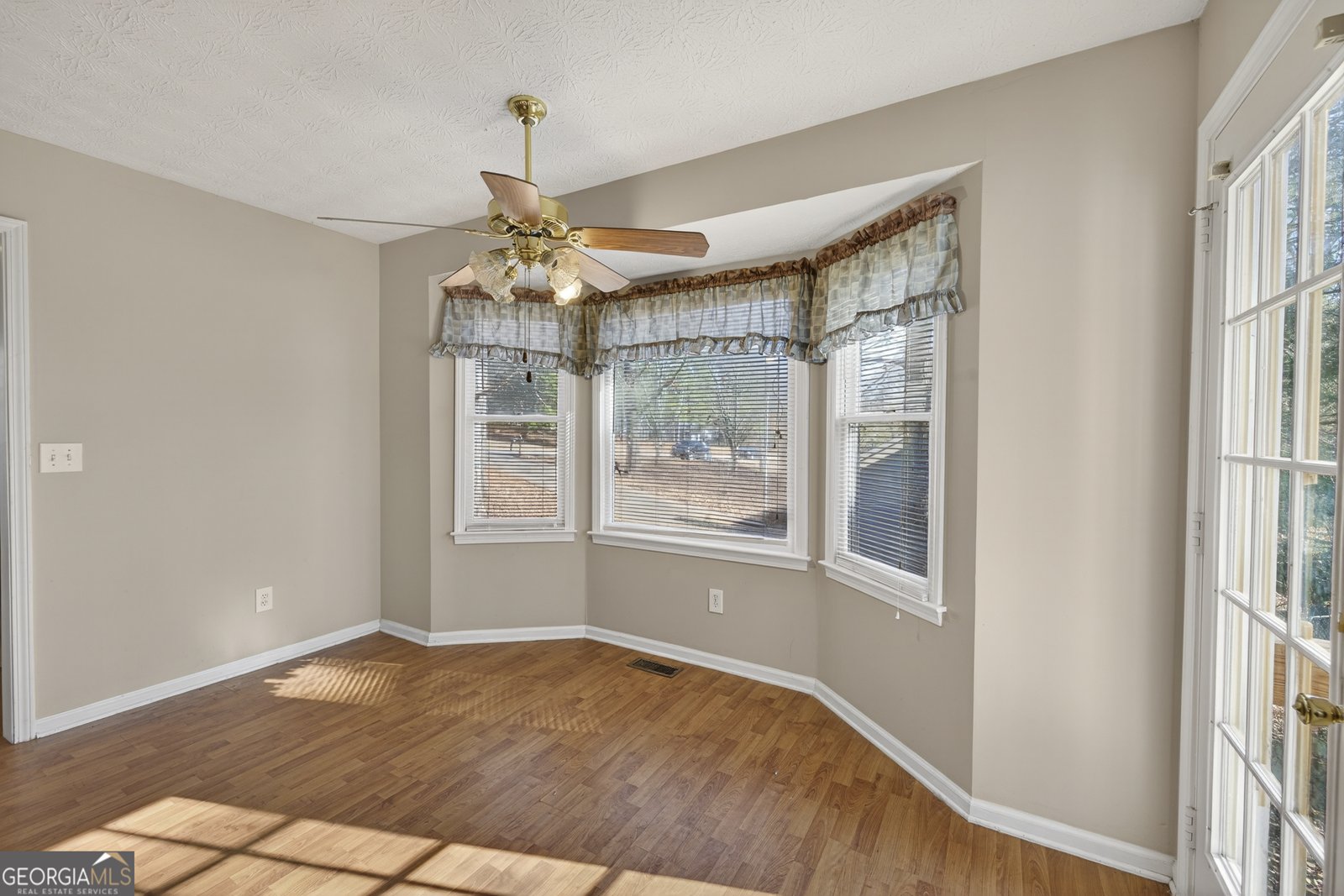 125 Willow Shoals Drive Covington - Photo 11