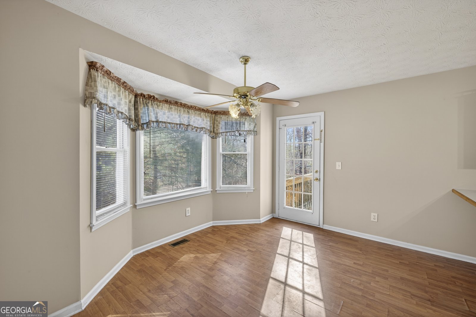 125 Willow Shoals Drive Covington - Photo 9