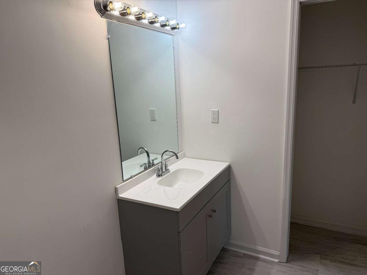 1411 Fairview Road Stockbridge - Photo 11