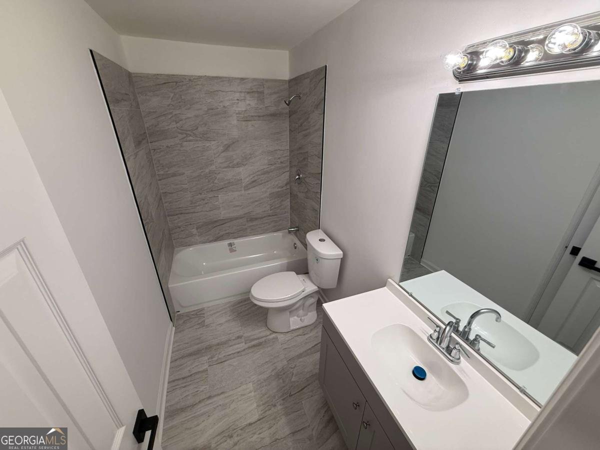 1411 Fairview Road Stockbridge - Photo 12