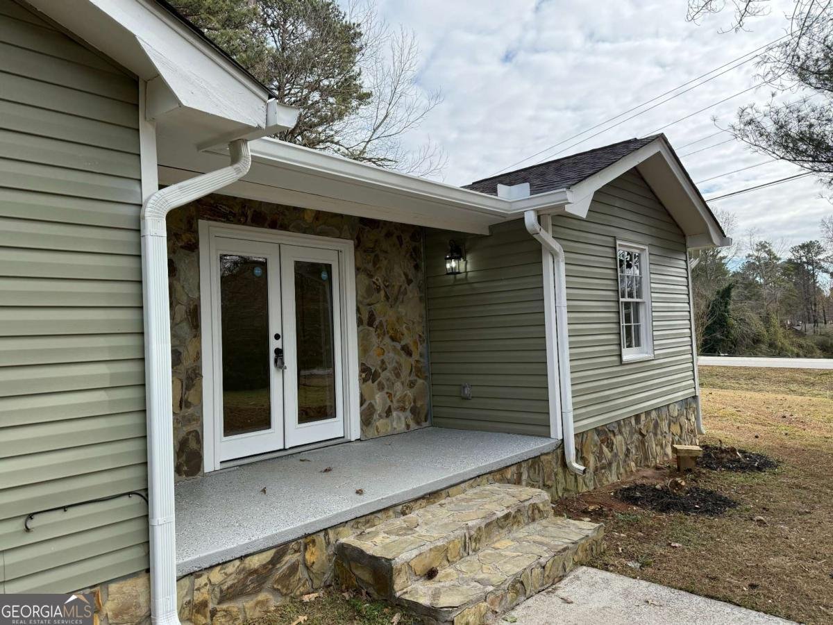 1411 Fairview Road Stockbridge - Photo 6