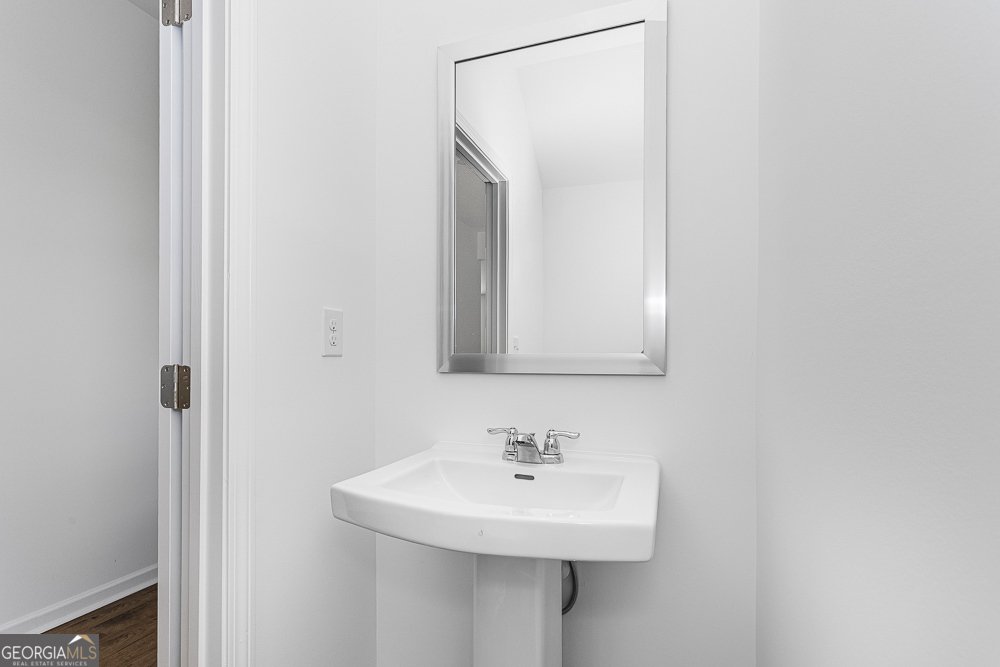 219 Groveton Court Euharlee - Photo 16