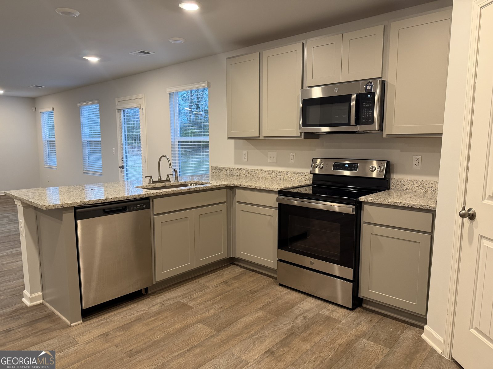 320 Cody Drive Macon - Photo 7