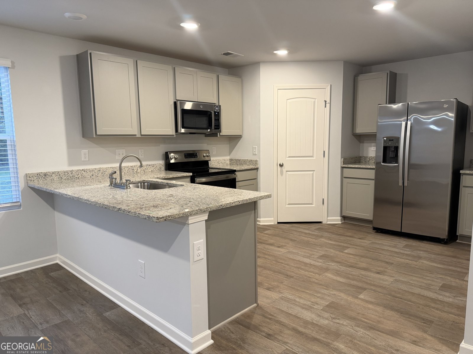 320 Cody Drive Macon - Photo 8