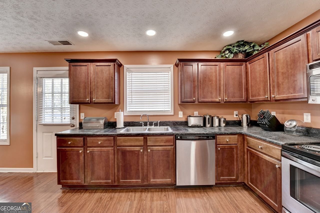 2377 PENDERGRASS Ellenwood - Photo 33