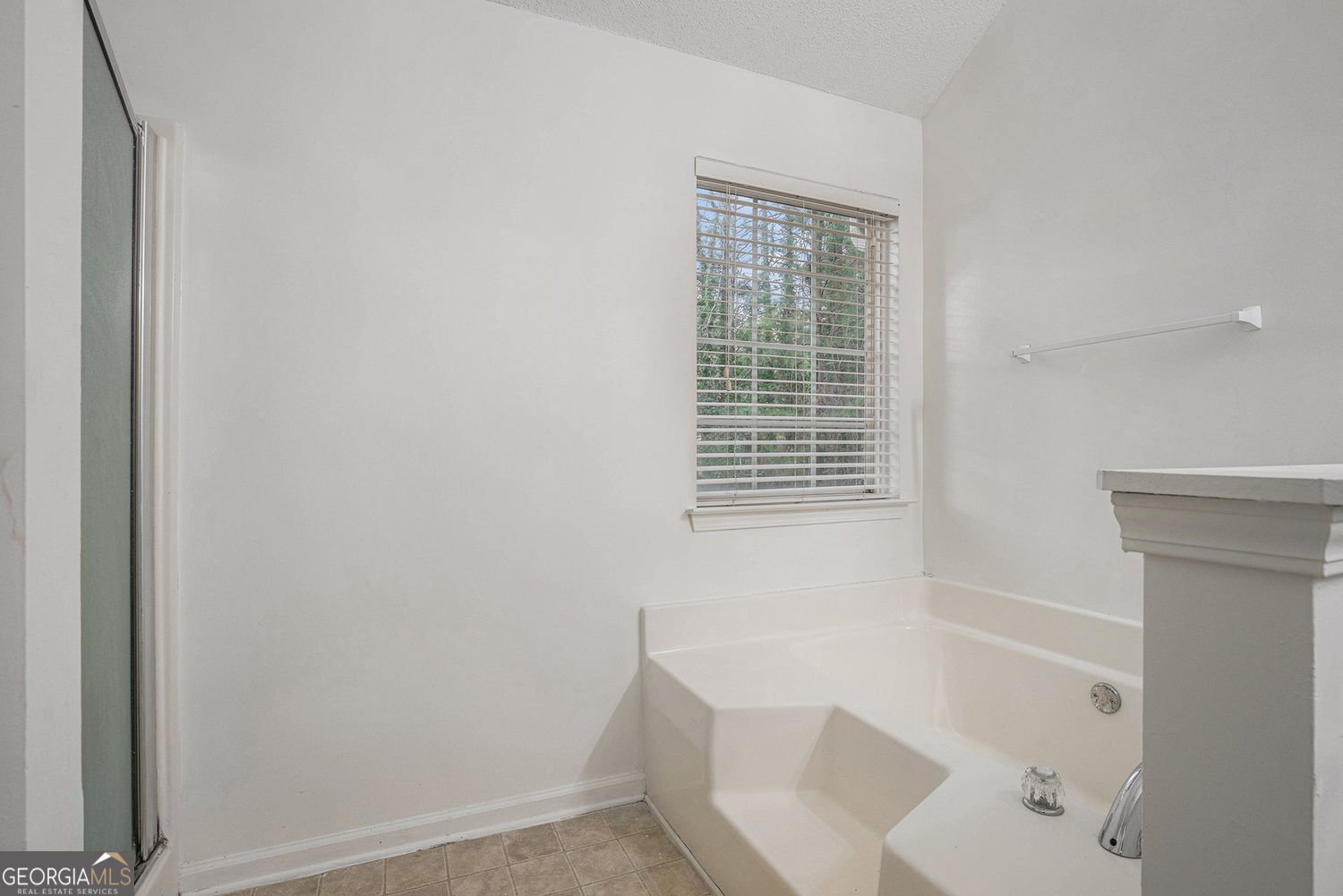 4639 Ruby Forrest Drive Stone Mountain - Photo 15