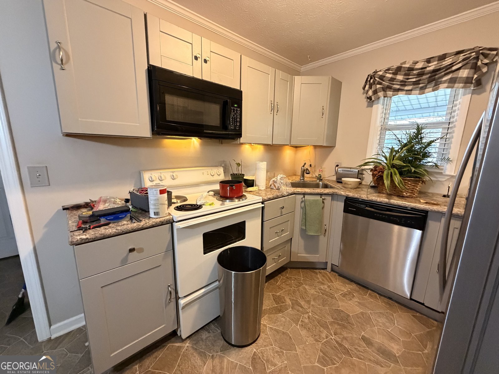 698 Melinda Drive Winder - Photo 11