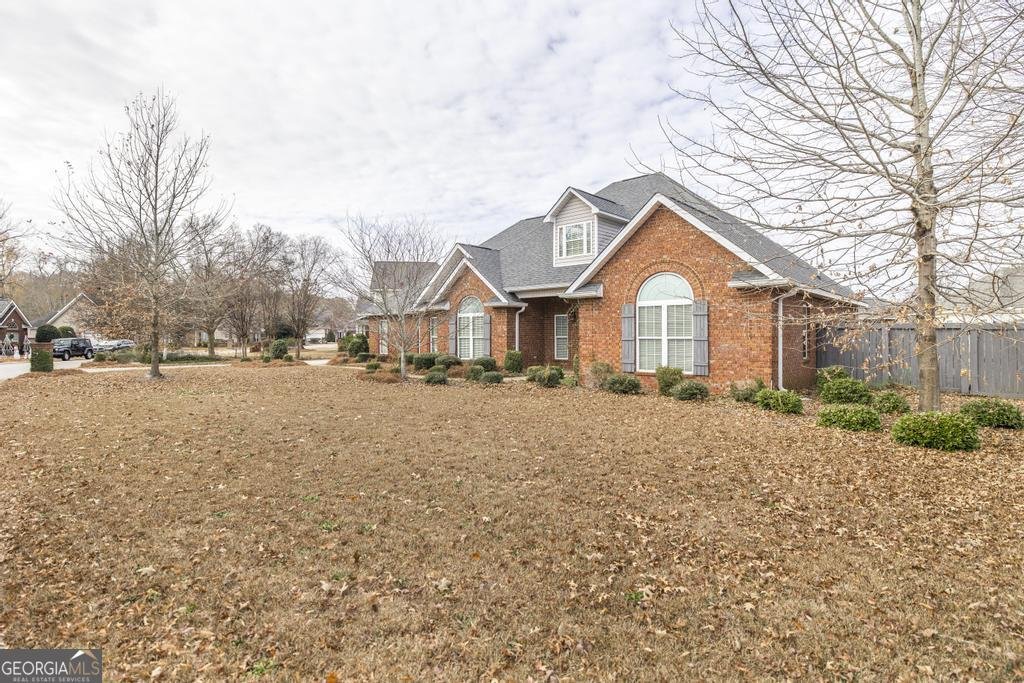 302 Erin Way Warner Robins - Photo 1