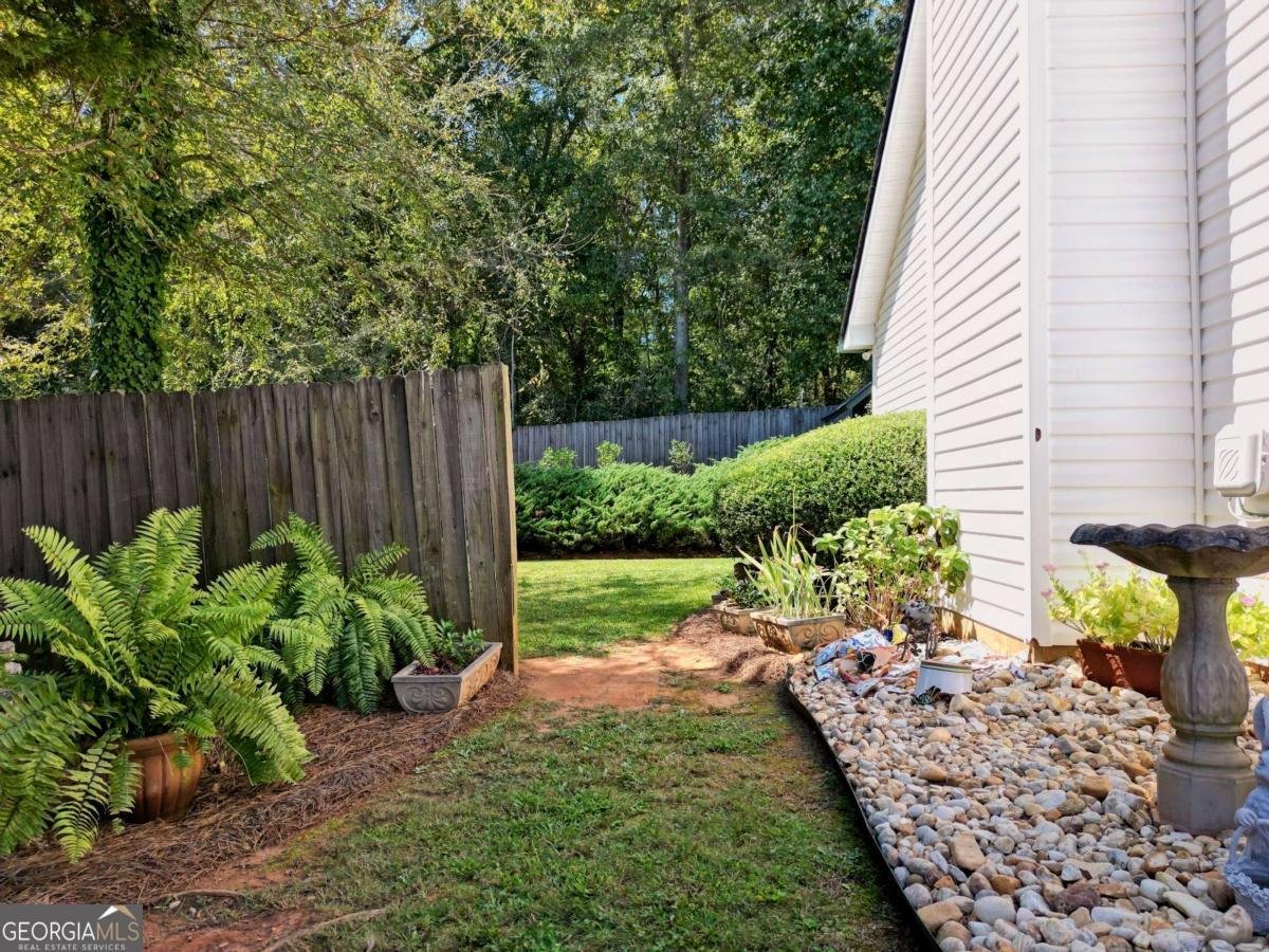 100 Glenview Drive Griffin - Photo 11