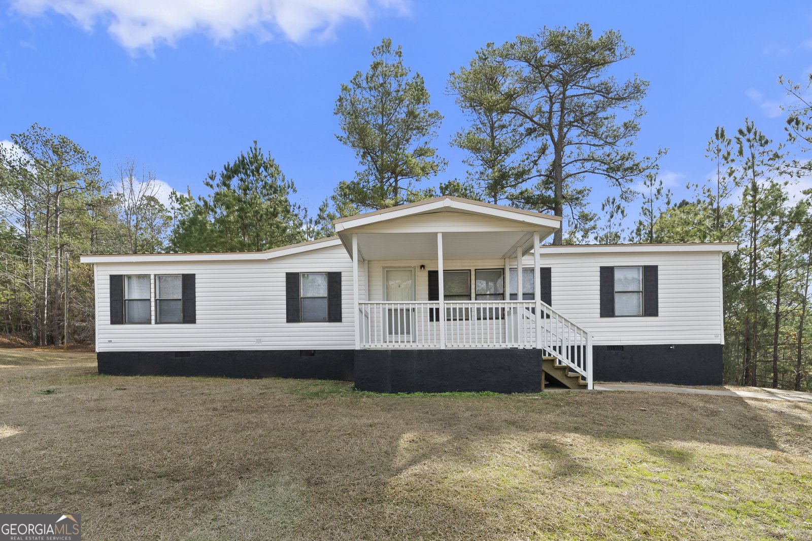 140 Locust Court Milledgeville - Photo 1