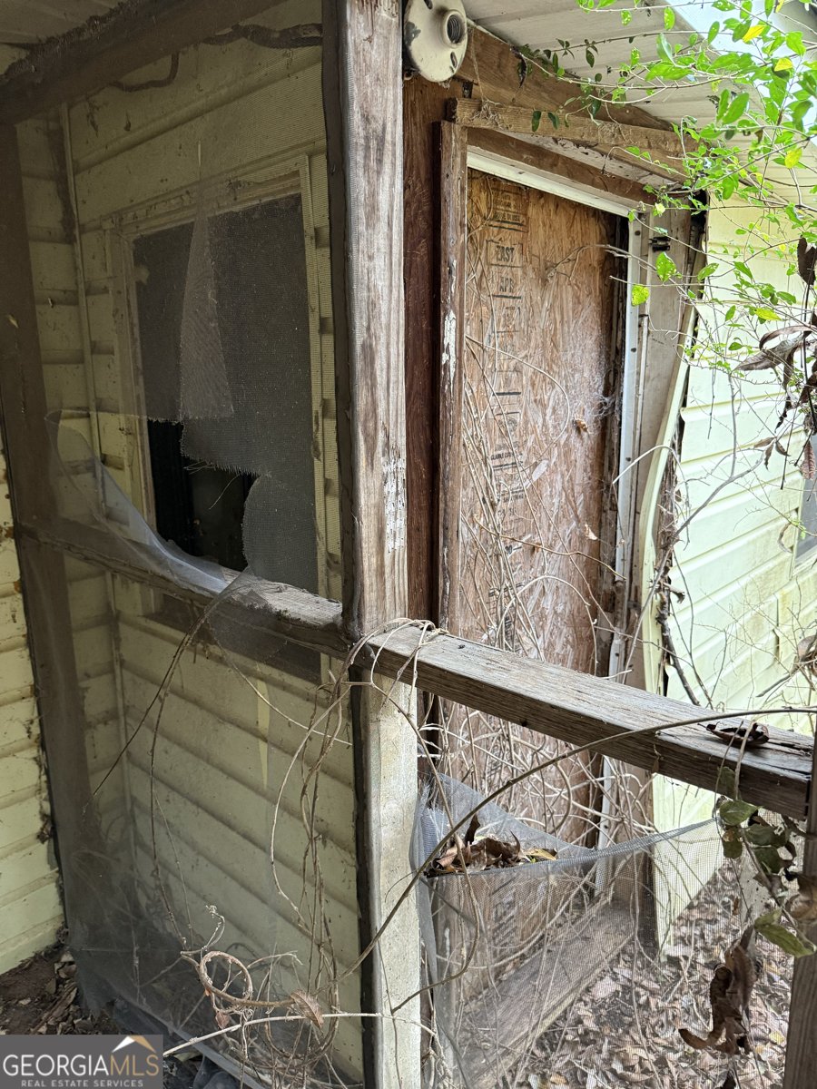 628 M L King Street Greenville - Photo 7