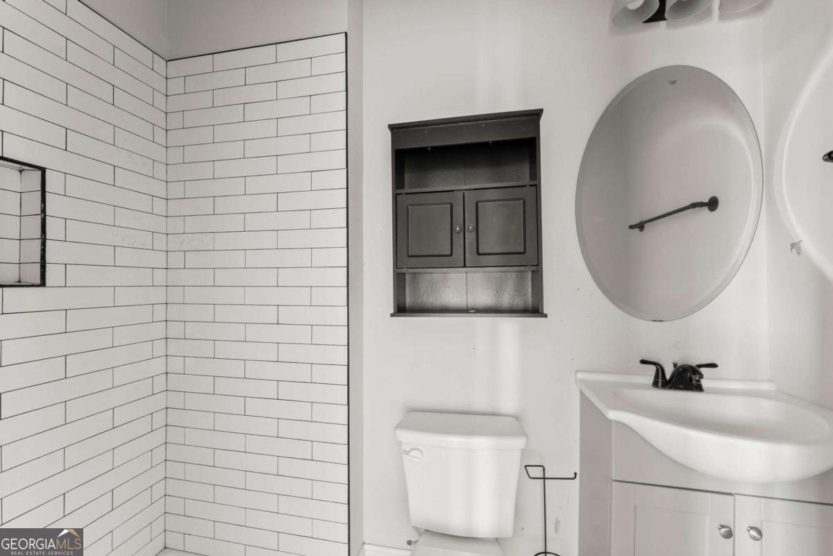 197 Peach Street Commerce - Photo 17