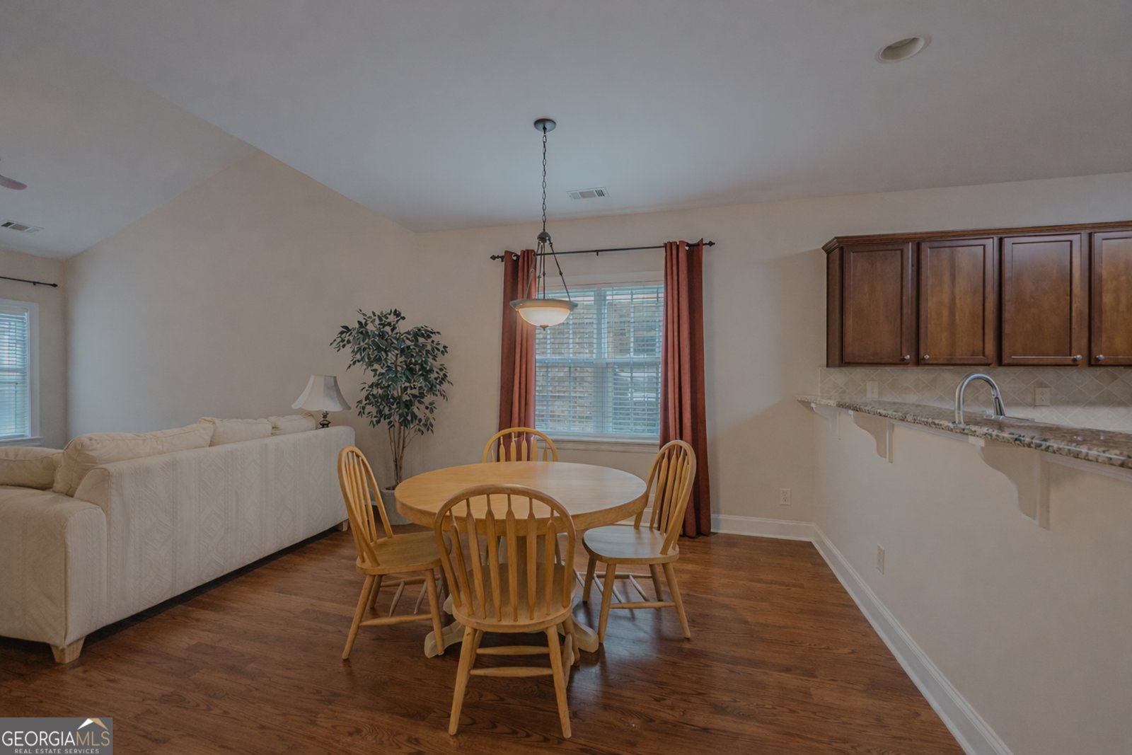 1935 Hickory Station Circle Snellville - Photo 12