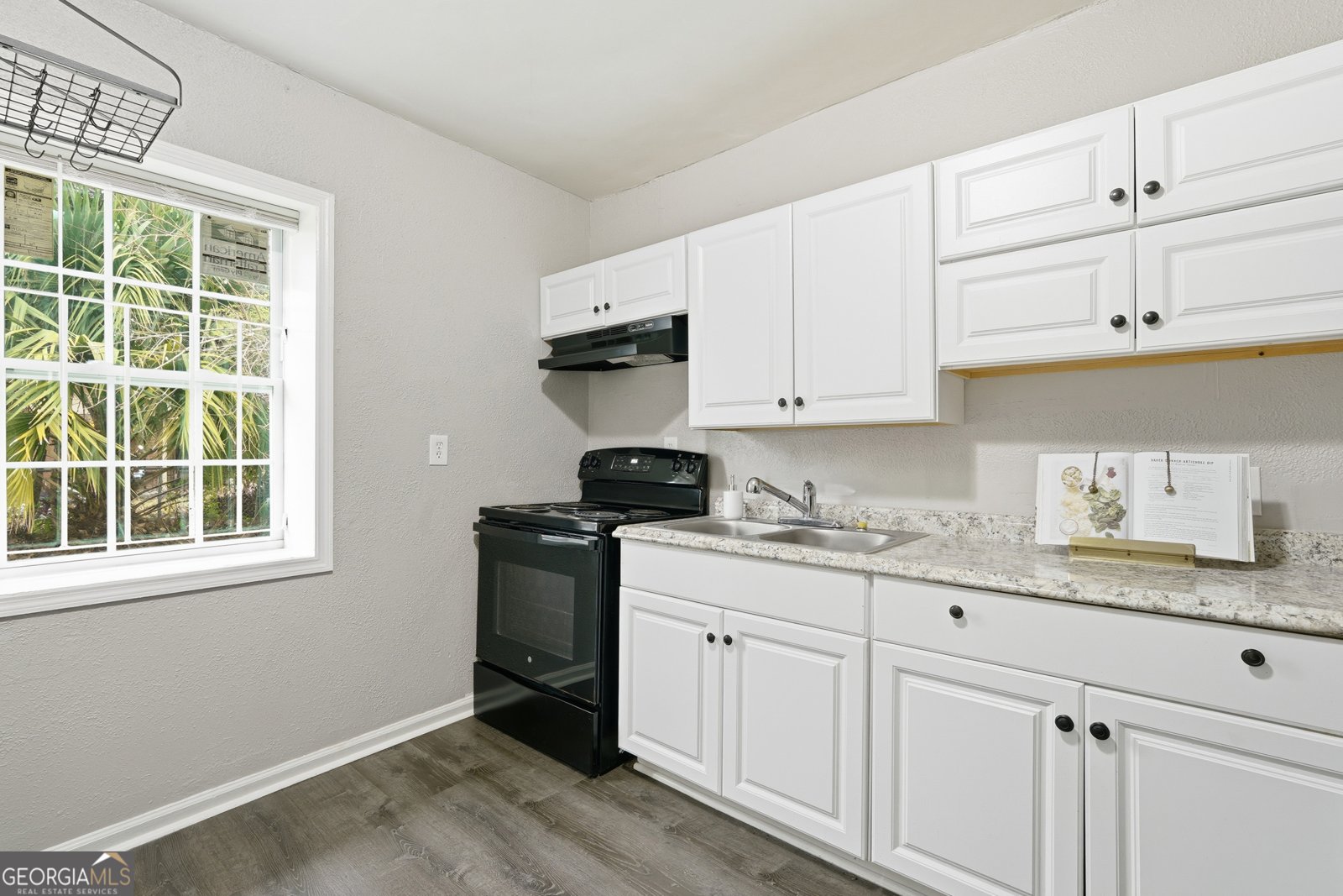 1920 Lloyd Street Savannah - Photo 9