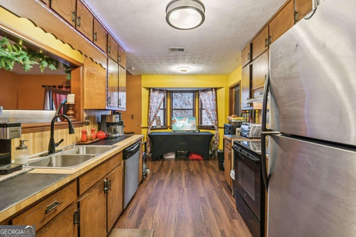 527 Jaywood Drive Stone Mountain - Photo 6