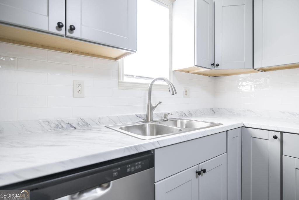 781 Applewood Street Macon - Photo 12