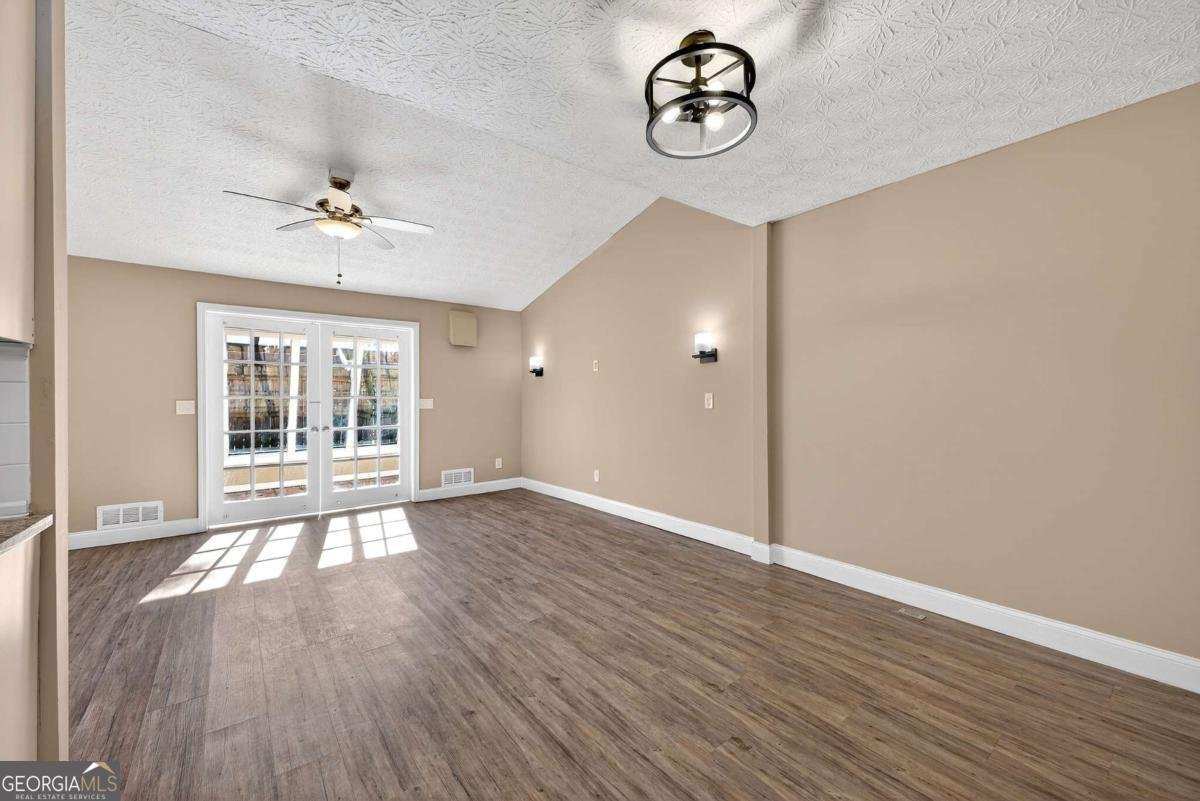 233 Goshen Lane Woodstock - Photo 12