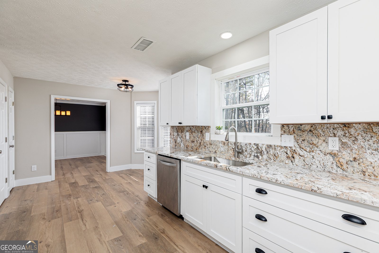 224 Eagle Glen Way Woodstock - Photo 9