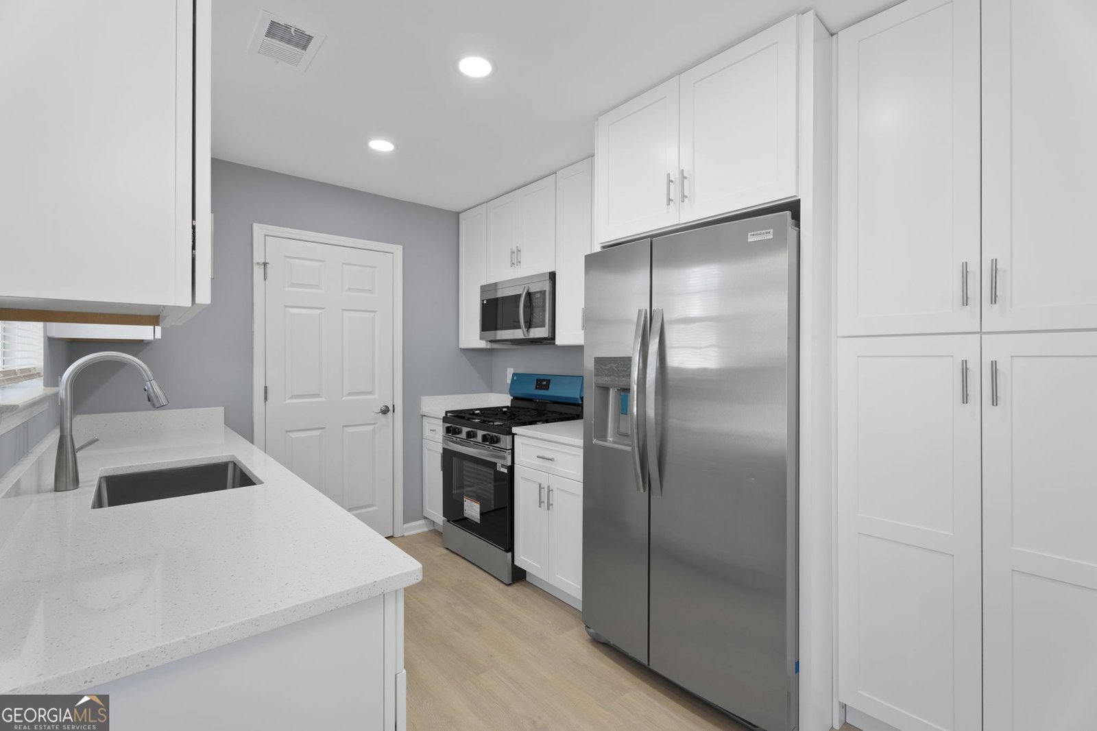 6149 Pembroke Drive Rex - Photo 16