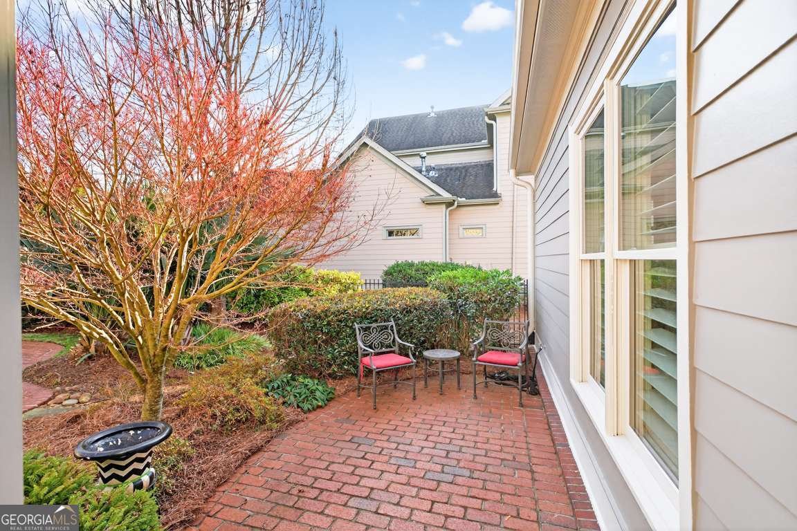 403 Tralee Court Statham - Photo 62