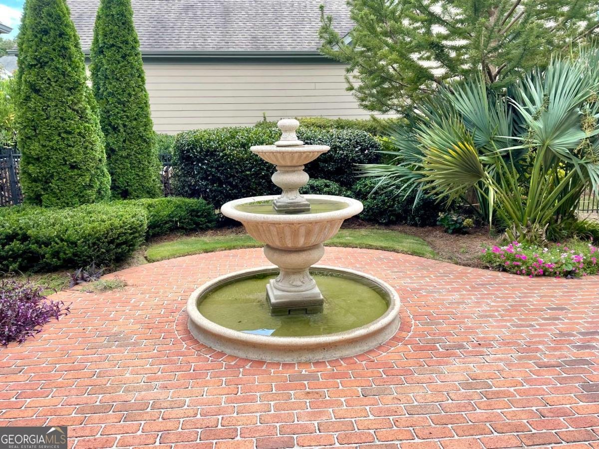 403 Tralee Court Statham - Photo 68