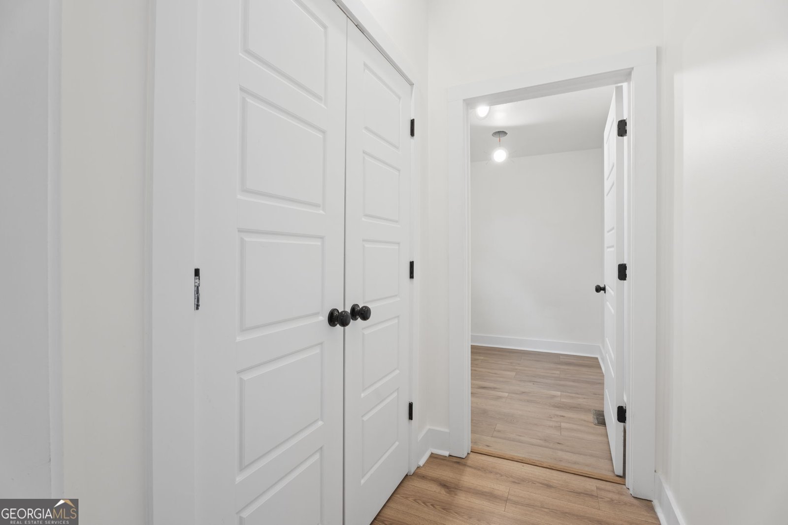 462 Emmett Street Riverdale - Photo 21