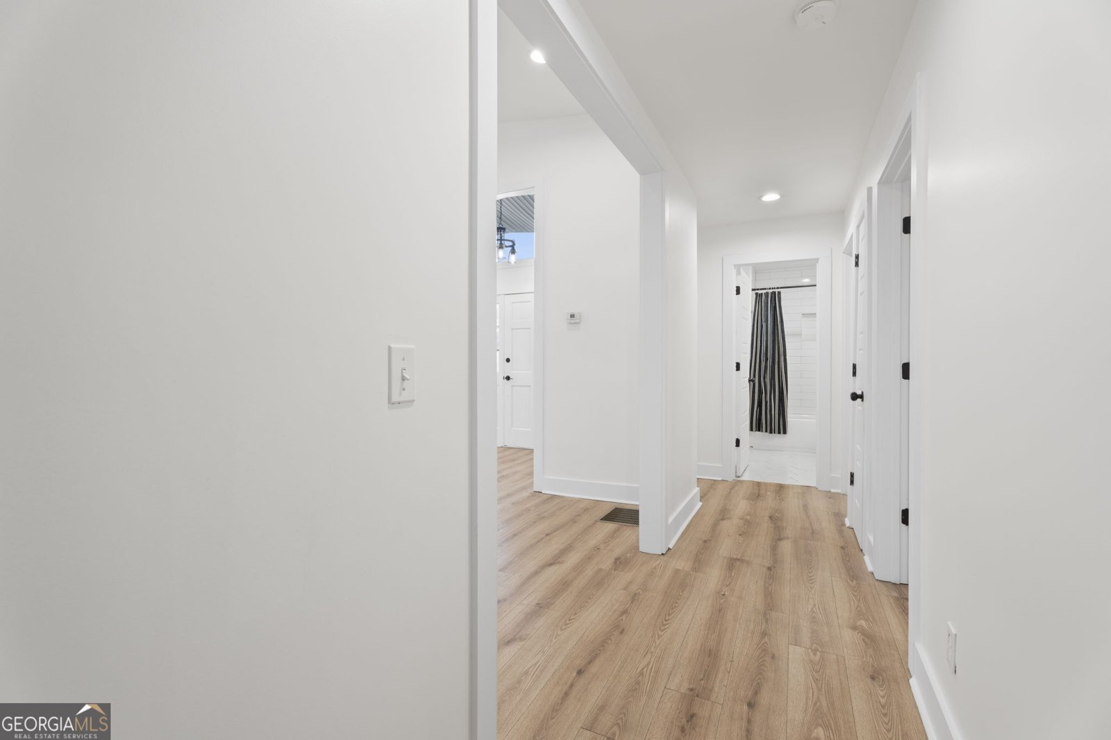 462 Emmett Street Riverdale - Photo 26