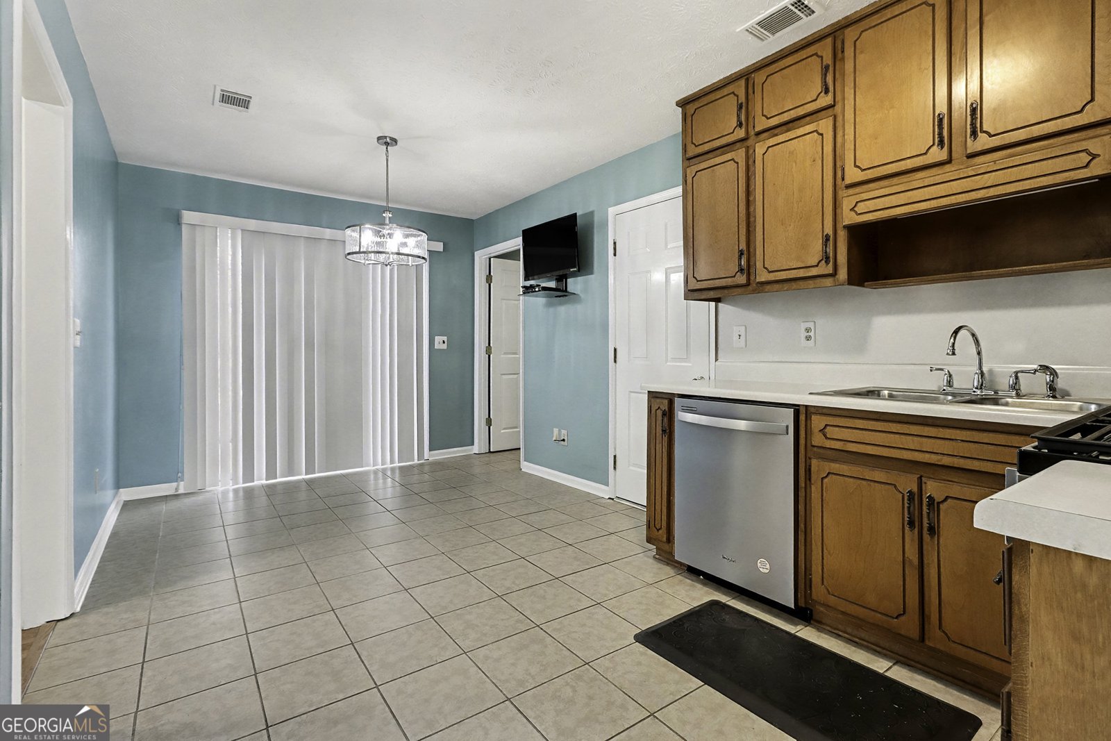 200 Weatherly Drive Fayetteville - Photo 8