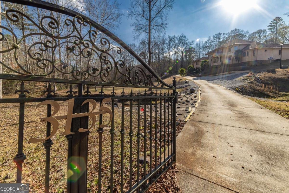 3135 Juhan Road Stone Mountain - Photo 8