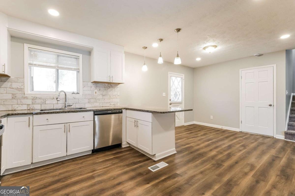 942 Majesty Lane Morrow - Photo 9