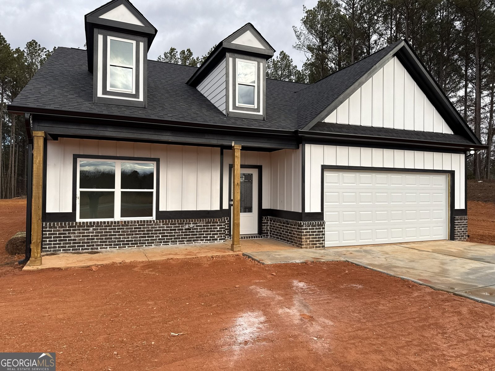 2113 N. Hicks Toccoa - Photo 1